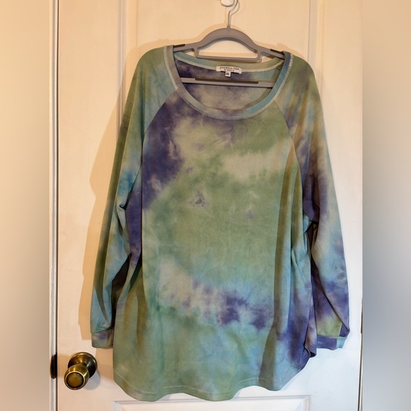 Chic Soul 2X tie-dye tunic, long sleeve, plus size - Picture 3 of 3